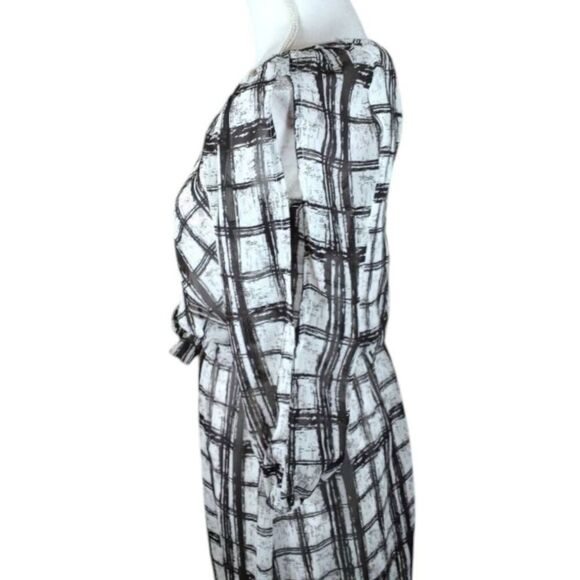 SPEECHLESS GRAY, WHITE, & BLACK DRESS SZ.S EUC.  GORGEOUS DRESS IN EXCELLENT USE - Picture 2 of 5